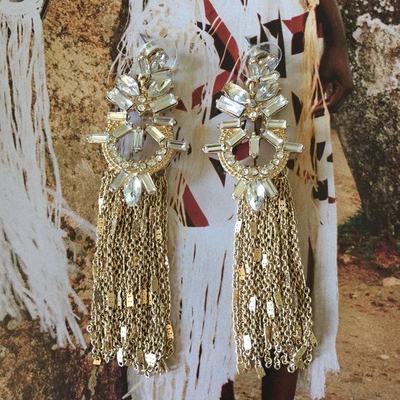 None Jewelry - ALLURING Crystal Cut Dangle Multi Chain Earrings